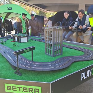 Аттракцион "Автовелогонки"