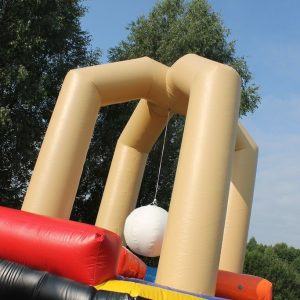 Аттракцион "Вышибала"