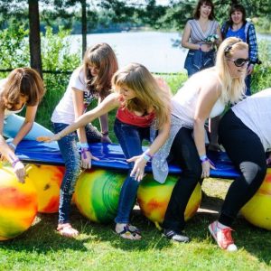 Аттракцион "Командные лодки"