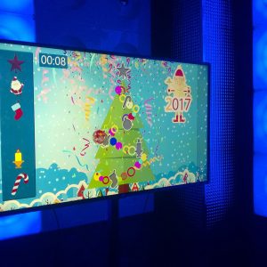 Аттракцион "Наряди ёлочку"