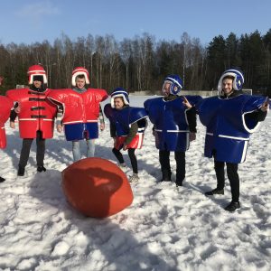 Аттракцион "Регби в костюмах"
