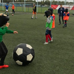 Аттракцион "Футбол в биноклях"