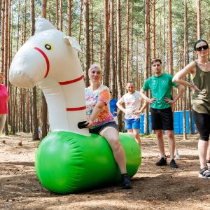 Аттракцион "Лошадки"