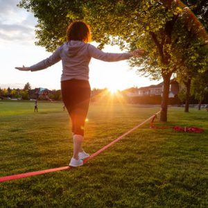 Аттракцион "Слэклайн"